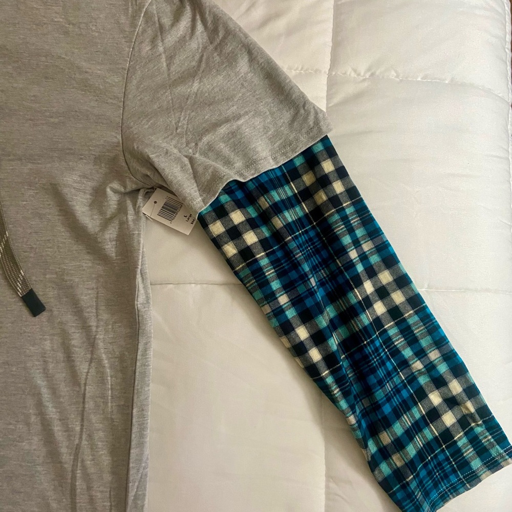 Disney Parks The Haunted Mansion Hoodie Long Sleeve Gray Blue Plaid Flannel NWT - Picture 4 of 7